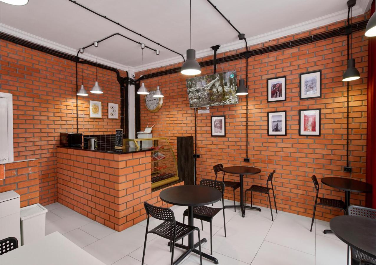 Hannah Inn Budget Hotel Asztana Kültér fotó