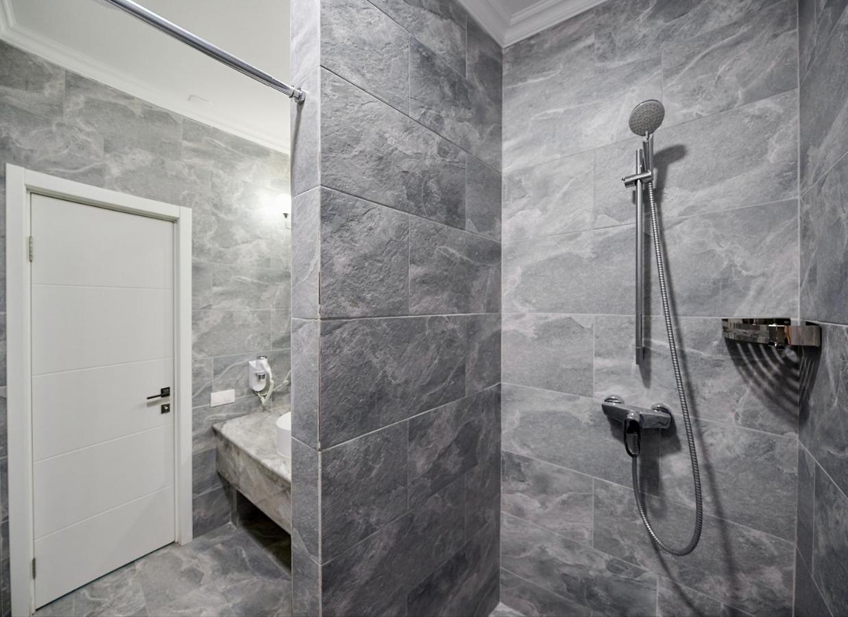 Hannah Inn Budget Hotel Asztana Szoba fotó