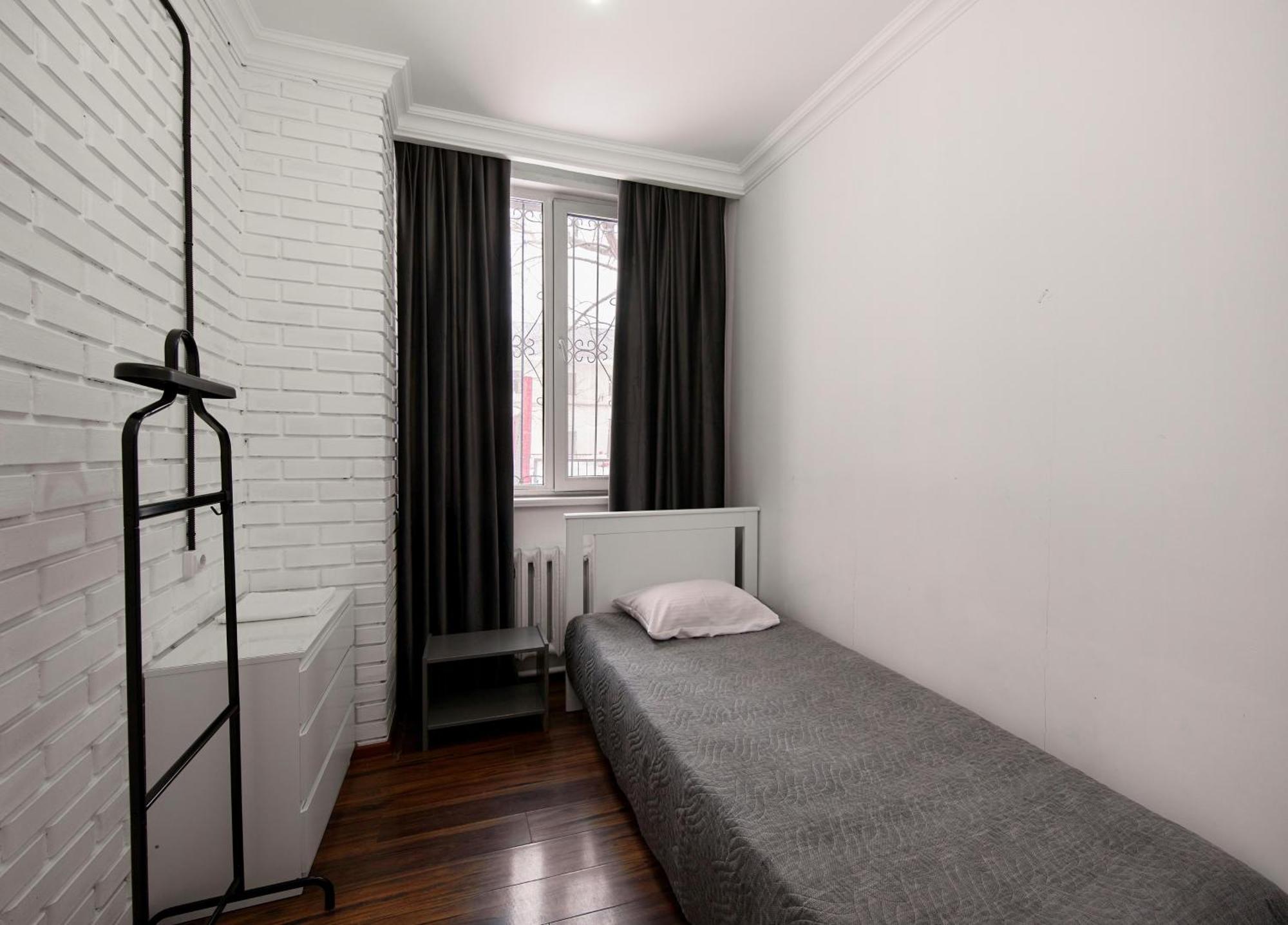 Hannah Inn Budget Hotel Asztana Kültér fotó