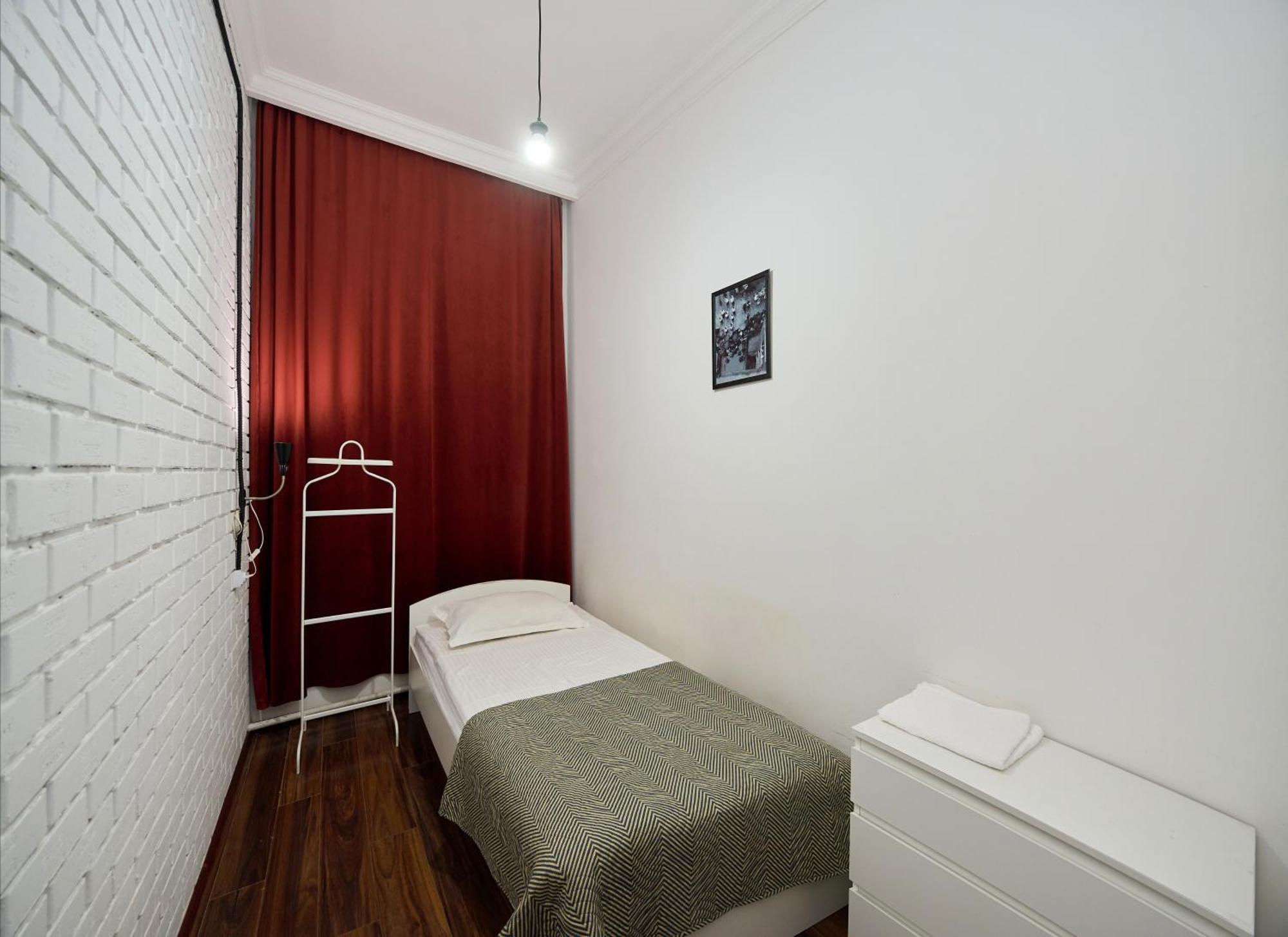 Hannah Inn Budget Hotel Asztana Kültér fotó