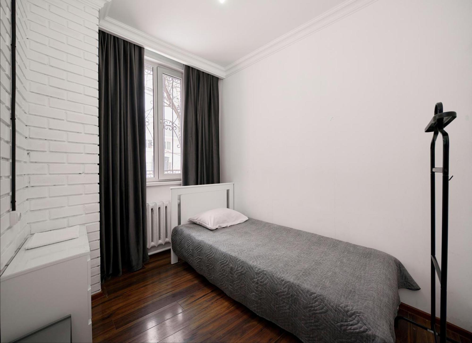 Hannah Inn Budget Hotel Asztana Kültér fotó